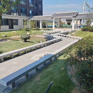 荆门 芝麻灰小区坐凳&栏杆安装效果