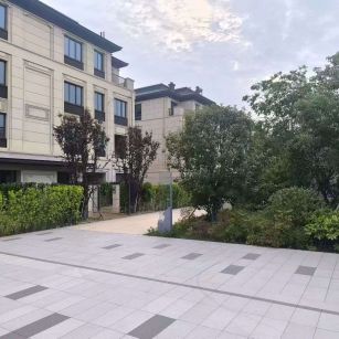 荆门 芝麻白与芝麻白搭配铺装，尺寸1200*600