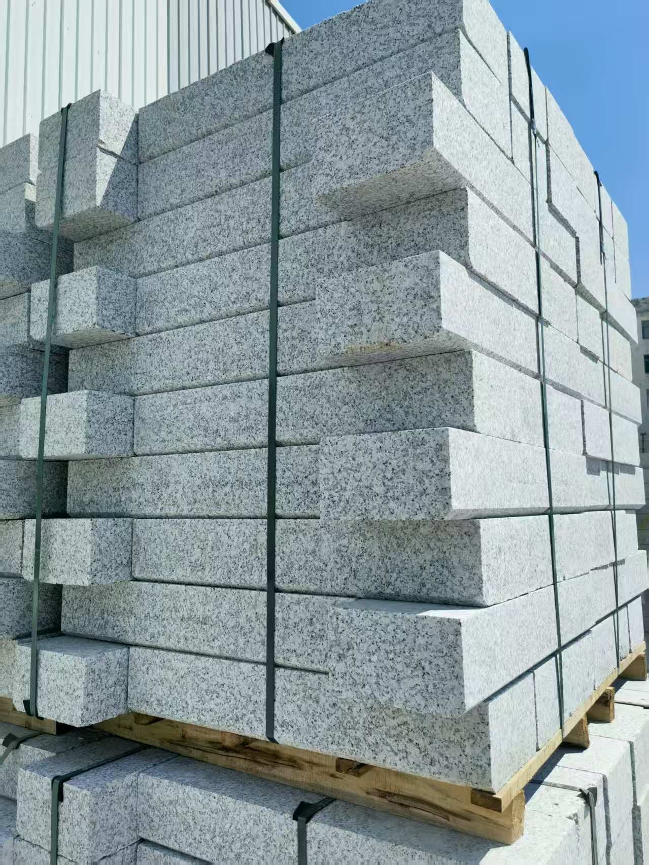 荆门 路沿石颜色均匀、尺寸标准