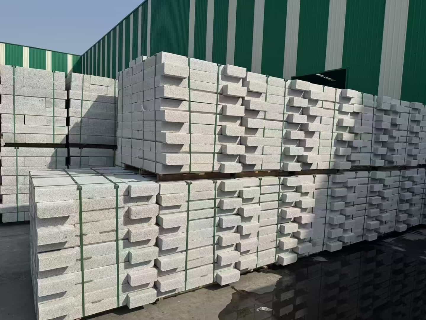 荆门芝麻白路沿石