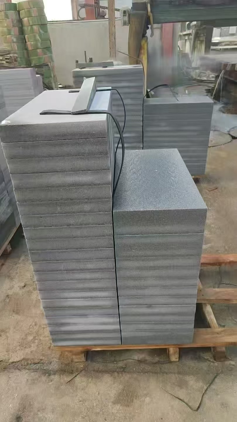 荆门 芝麻灰火烧面300*600*50地铺石材