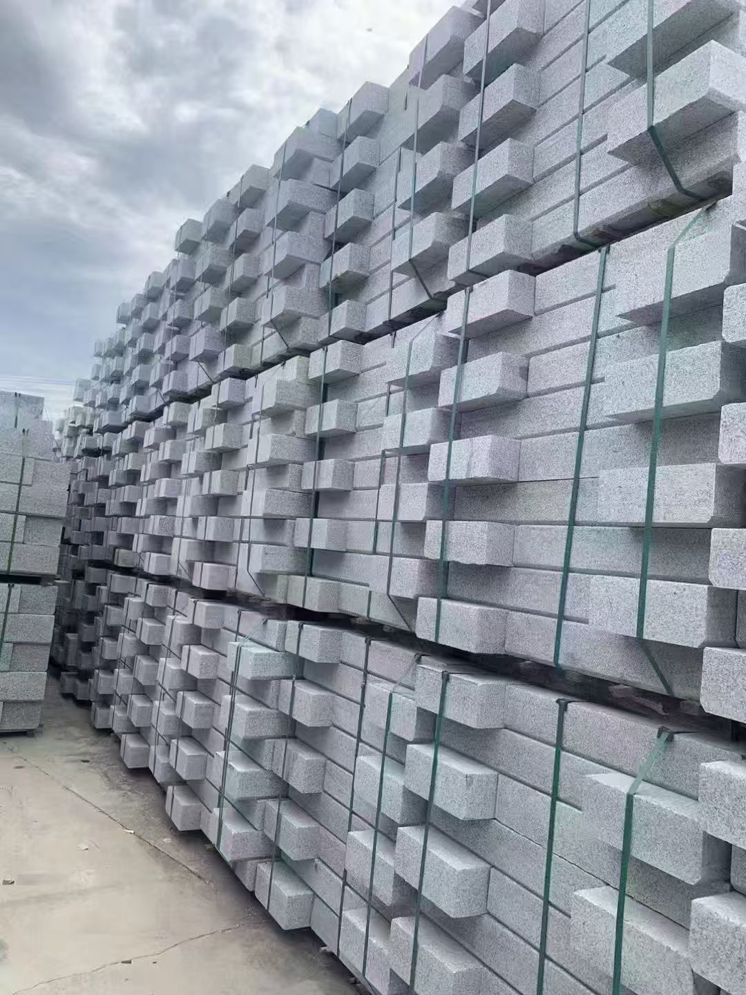 荆门 芝麻灰侧石