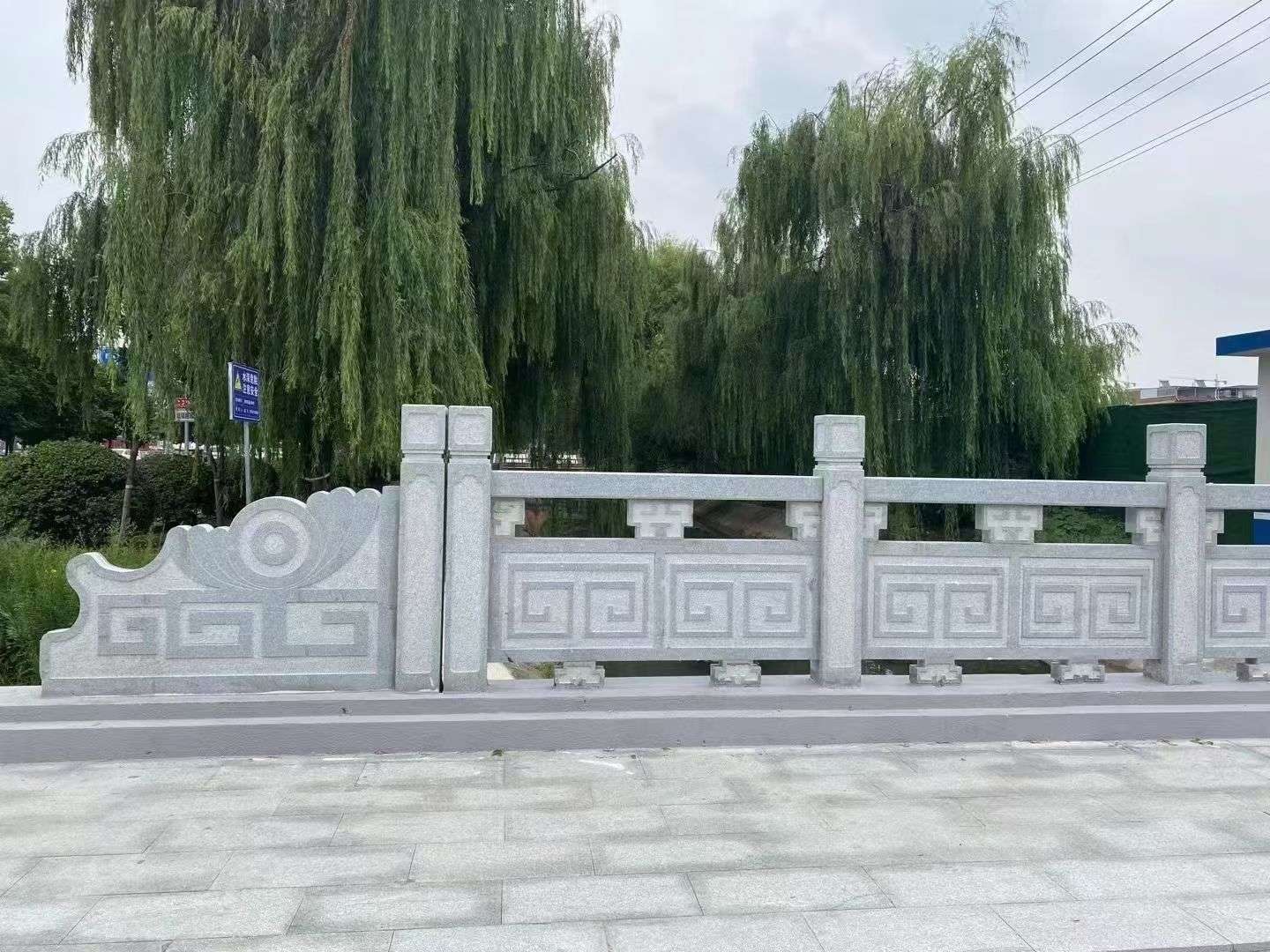 荆门 芝麻灰桥栏杆、河道栏杆安装效果